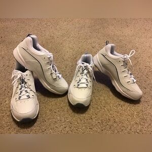 EASY SPIRIT ROMY BRAND NEW SNEAKERS SHOES 9 and 9.5 W NWOB WOMENS WALK RUN